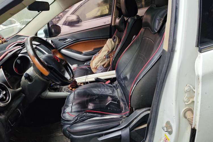 Used BYD Yuan 2016 1.5L Manual Luxury Version Left Front Seat