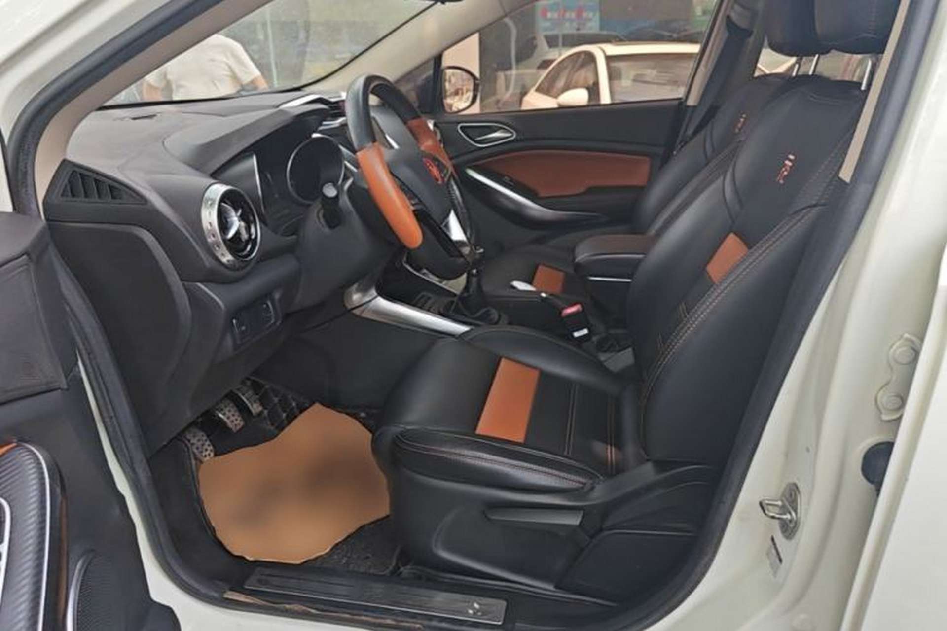 Used BYD Yuan 2016 1.5L Manual Luxury Model Left Front Seat