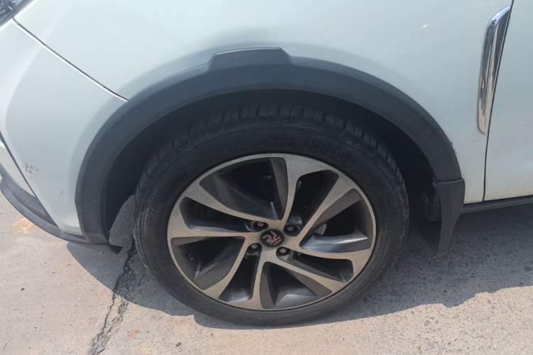 Used BYD Yuan 2016 1.5L Manual Luxury Model Left Front Wheel Hub