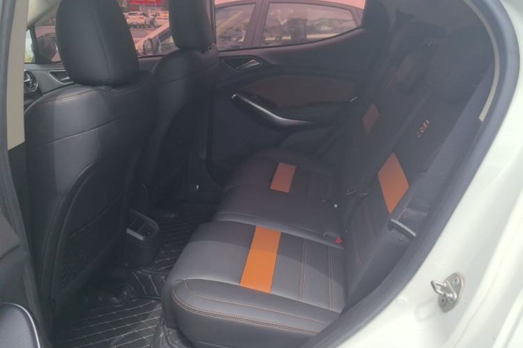 Used BYD Yuan 2016 1.5TID Automatic Luxury Version Left Rear Seat