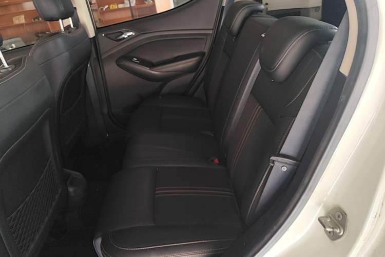 Used BYD Yuan 2016 1.5L Automatic Luxury Version Left Rear Seat