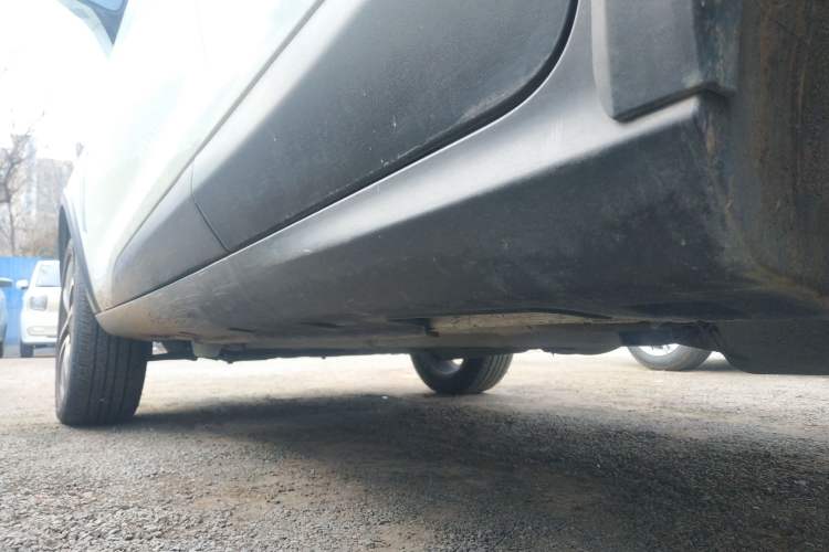 Used BYD Yuan 2016 1.5L Manual Luxury Version Left Side Sill