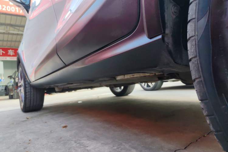 Used BYD Yuan 2016 1.5TID Automatic Luxury Version Left Side Sill