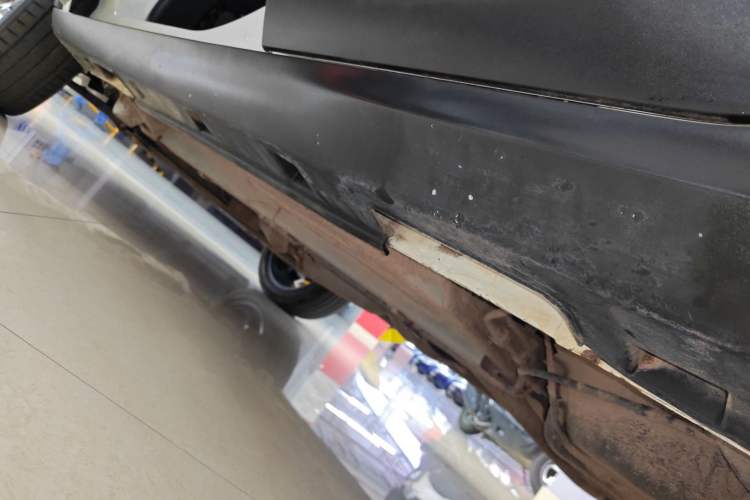 Used BYD Yuan 2016 1.5TID Automatic Luxury Version Left Side Sill