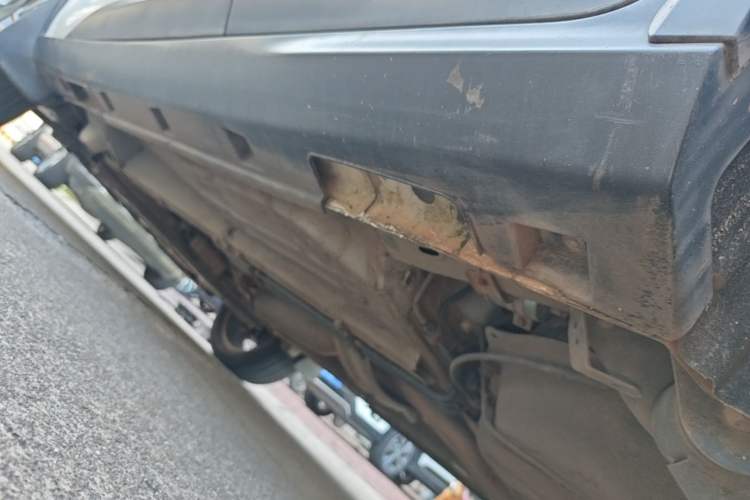 Used BYD Yuan 2016 1.5L Manual Luxury Version Left Side Sill