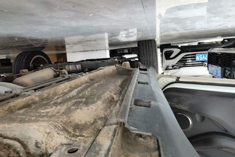Used BYD Yuan 2016 1.5L Automatic Luxury Version Left Side Sill