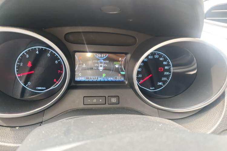 Used BYD Yuan 2016 1.5TID Automatic Prestige Model Odometer Close Up