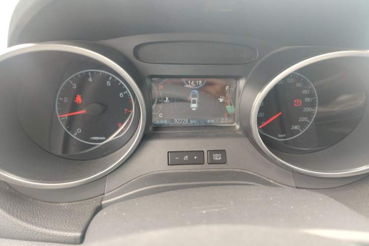 Used BYD Yuan 2016 1.5L Manual Luxury Model Odometer Close Up