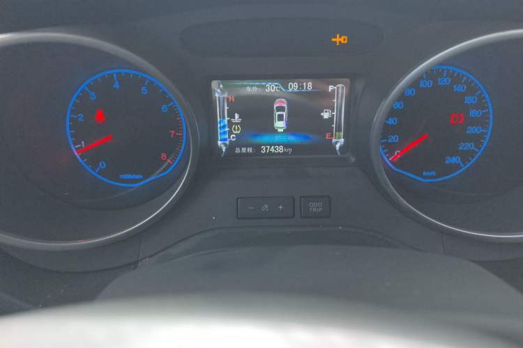 Used BYD Yuan 2016 1.5L Manual Luxury Model Odometer Close Up