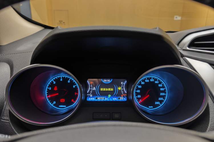 Used BYD Yuan 2016 1.5TID Automatic Flagship Model Odometer Close Up