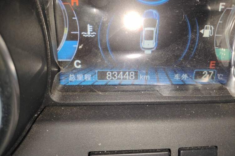 Used BYD Yuan 2016 1.5L Manual Luxury Model Odometer Close Up