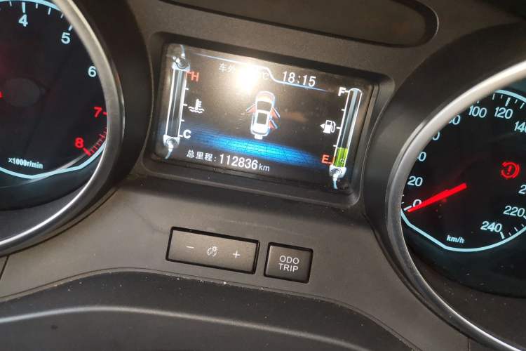 Used BYD Yuan 2016 1.5L Manual Luxury Model Odometer Close Up