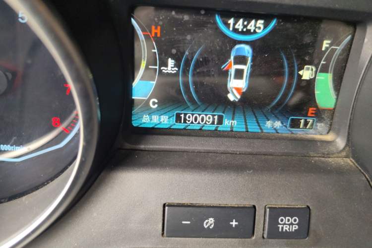Used BYD Yuan 2016 1.5L Manual Luxury Version Odometer Close Up