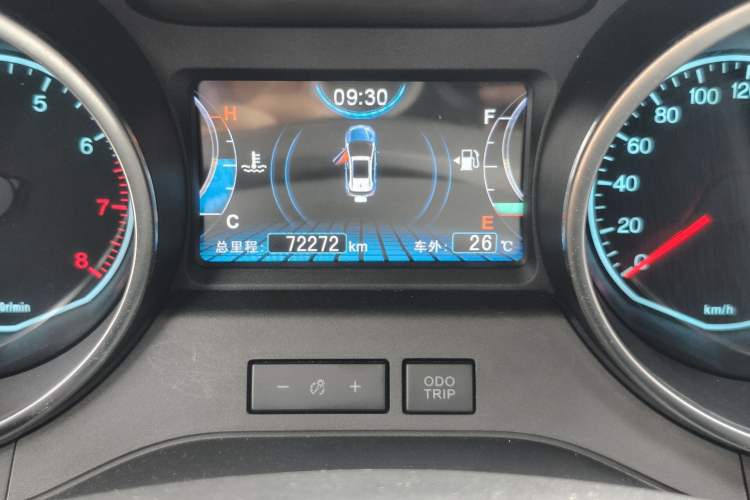 Used BYD Yuan 2016 1.5L Manual Luxury Model Odometer Close Up