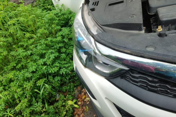Used BYD Yuan 2016 1.5L Manual Luxury Model Right Front Headlight