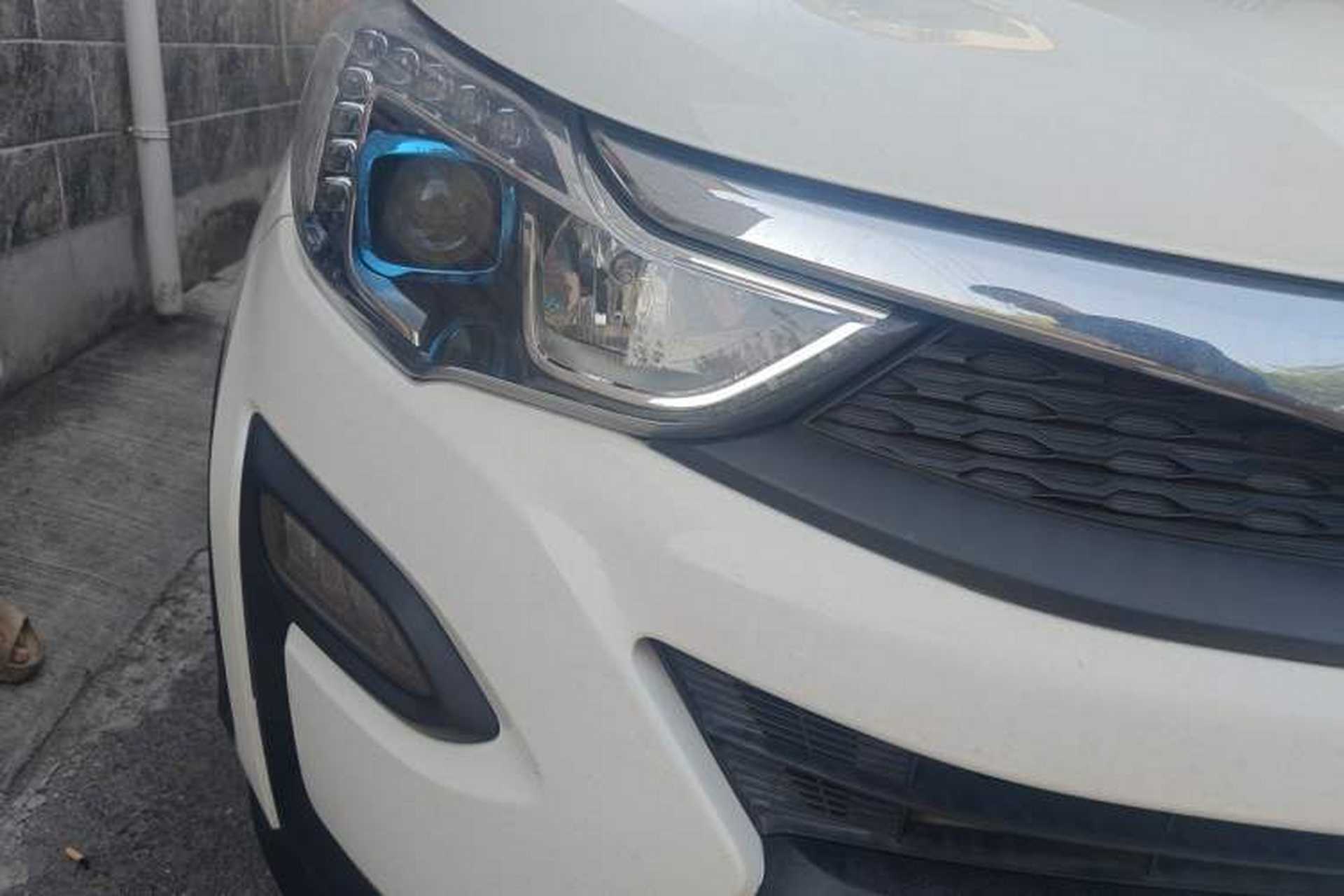 Used BYD Yuan 2016 1.5TID Automatic Luxury Version Right Front Headlight