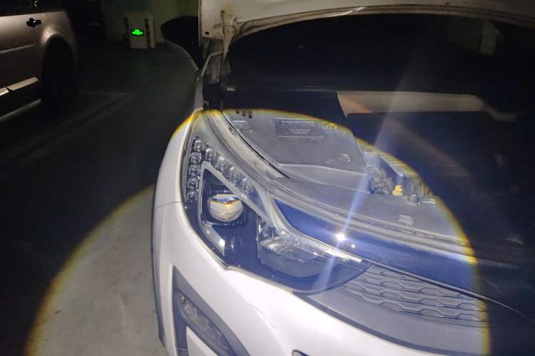 Used BYD Yuan 2016 1.5L Manual Luxury Model Right Front Headlight