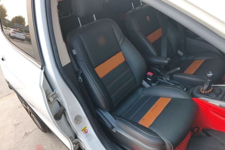 Used BYD Yuan 2016 1.5L Manual Luxury Version Right Front Seat