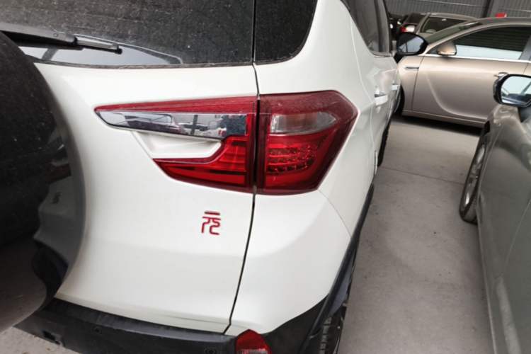 Used BYD Yuan 2016 1.5TID Automatic Flagship Model Right Rear Taillight