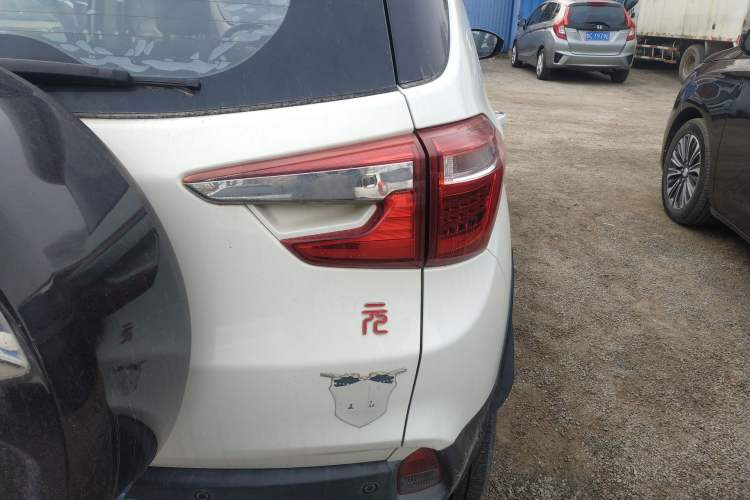 Used BYD Yuan 2016 1.5L Manual Luxury Version Right Rear Taillight