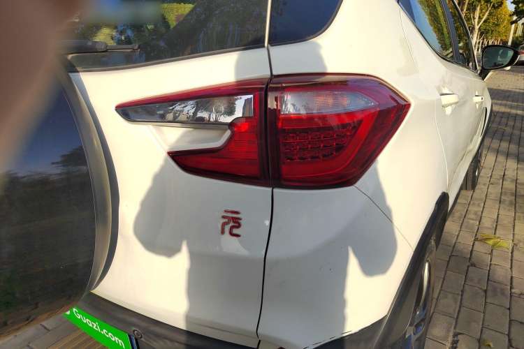 Used BYD Yuan 2016 1.5L Manual Luxury Version Right Rear Taillight