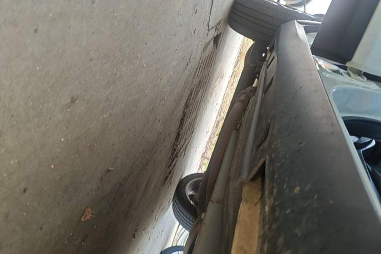 Used BYD Yuan 2016 1.5L Manual Luxury Model Right Side Sill