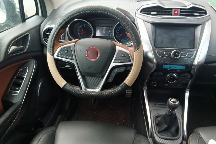Used BYD Yuan 2016 1.5L Manual Luxury Model Steering Wheel