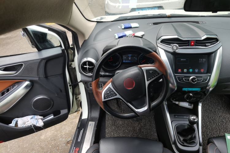 Used BYD Yuan 2016 1.5L Manual Luxury Model Steering Wheel