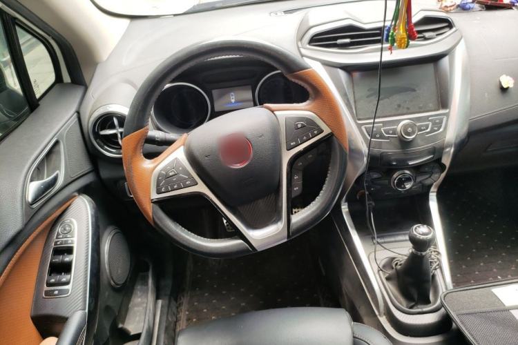 Used BYD Yuan 2016 1.5L Manual Luxury Version Steering Wheel