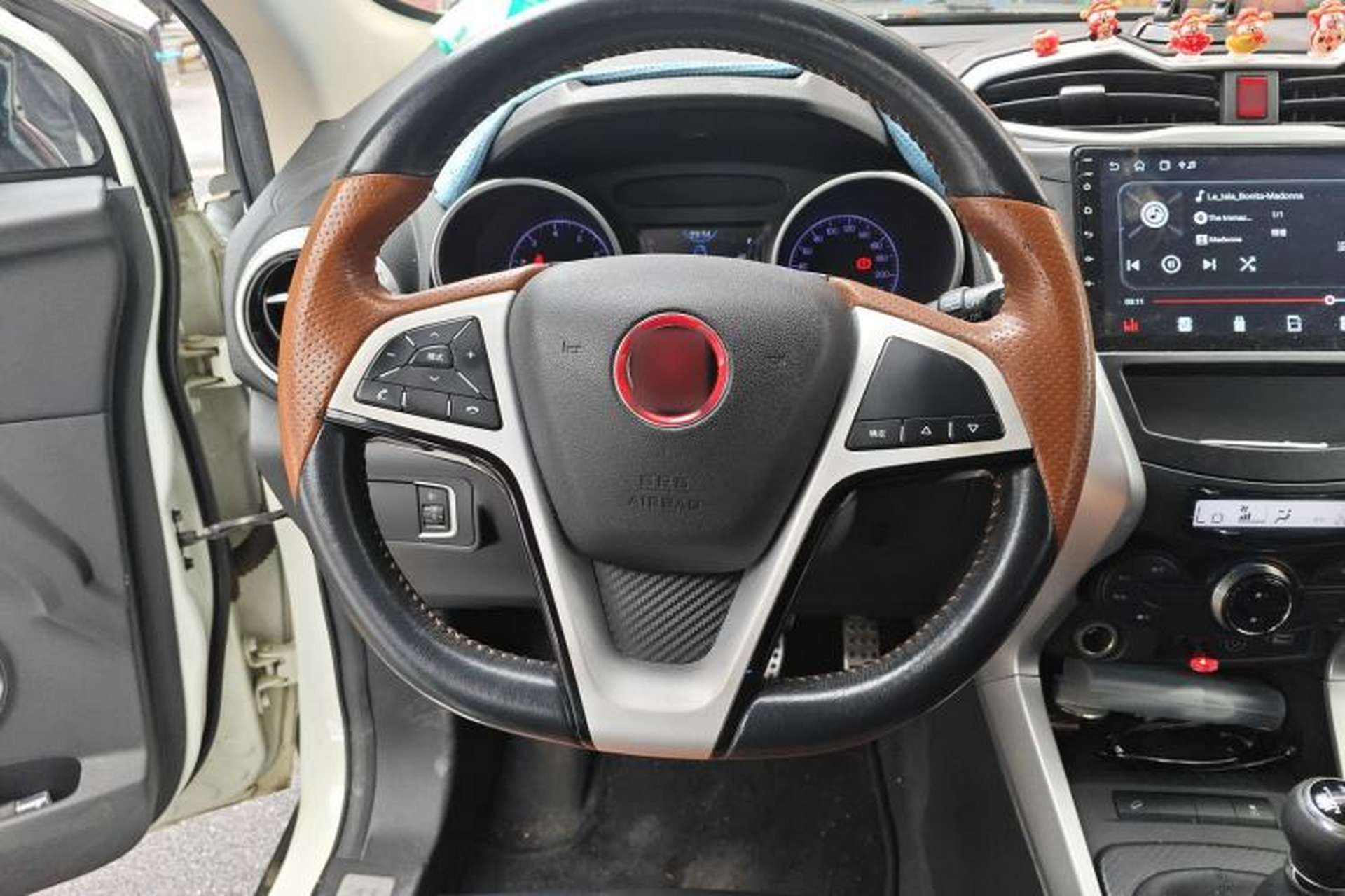 Used BYD Yuan 2016 1.5L Manual Comfort Model Steering Wheel