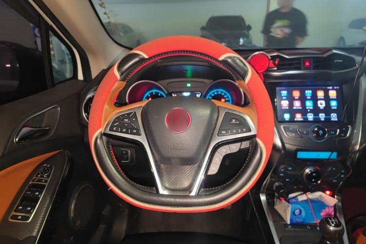 Used BYD Yuan 2016 1.5L Manual Luxury Version Steering Wheel
