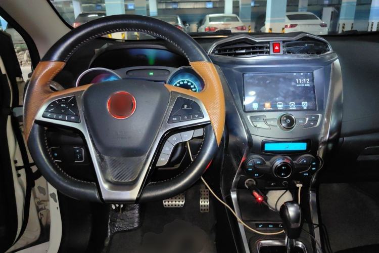 Used BYD Yuan 2016 1.5TID Automatic Luxury Version Steering Wheel