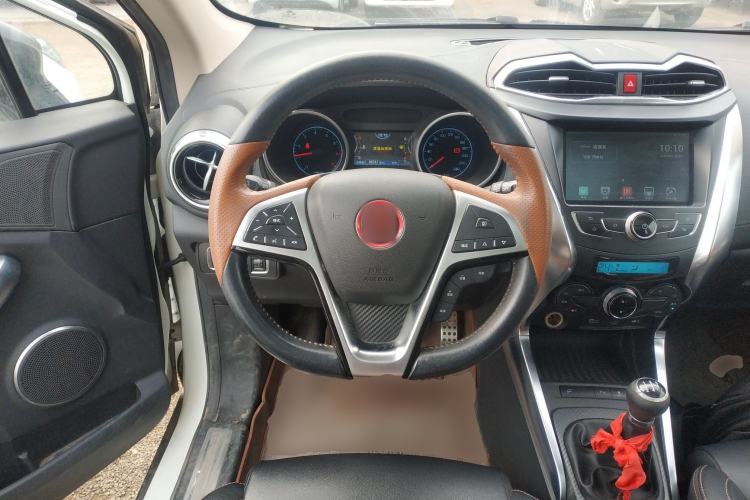 Used BYD Yuan 2016 1.5L Manual Luxury Version Steering Wheel
