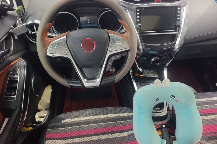 Used BYD Yuan 2016 1.5L Manual Luxury Model Steering Wheel