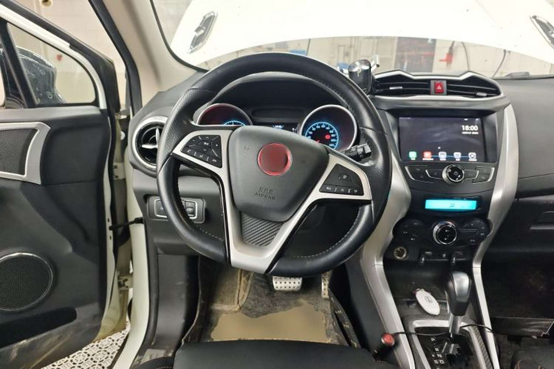 Used BYD Yuan 2016 1.5L Automatic Luxury Version Steering Wheel