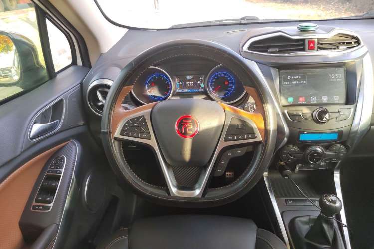 Used BYD Yuan 2016 1.5L Manual Luxury Version Steering Wheel