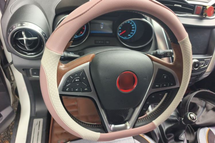 Used BYD Yuan 2016 1.5L Manual Luxury Model Steering Wheel
