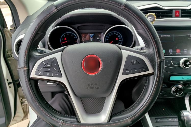 Used BYD Yuan 2016 1.5L Automatic Luxury Version Steering Wheel
