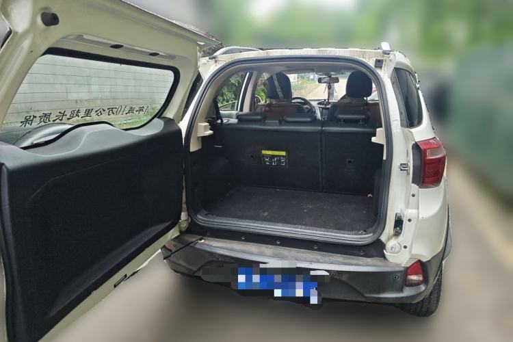 Used BYD Yuan 2016 1.5L Manual Luxury Version Trunk
