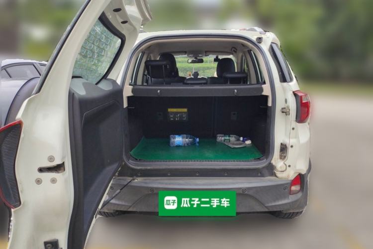 Used BYD Yuan 2016 1.5L Manual Luxury Model Trunk