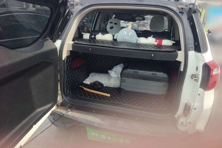 Used BYD Yuan 2016 1.5L Manual Luxury Model Trunk
