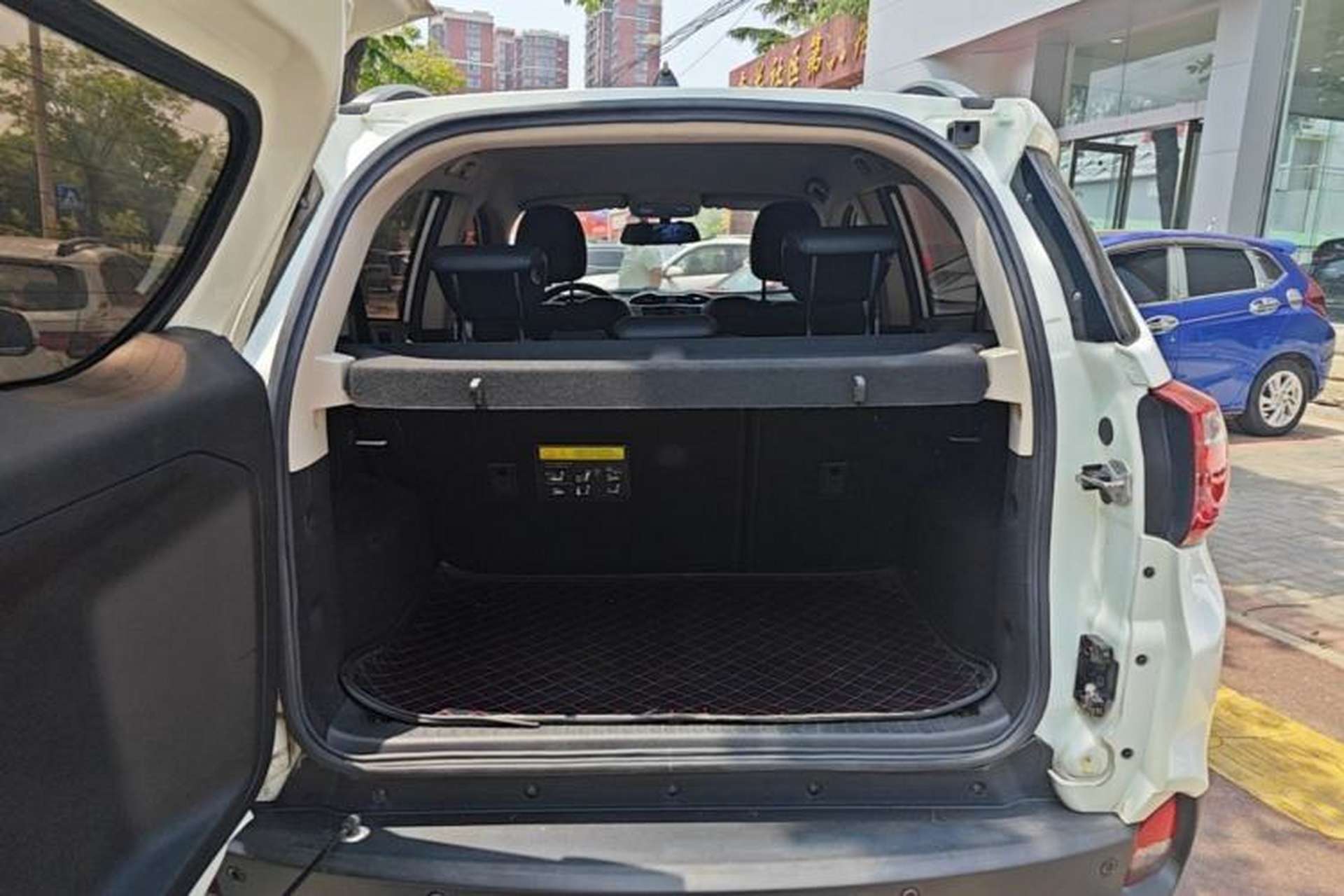 Used BYD Yuan 2016 1.5L Manual Luxury Model Trunk