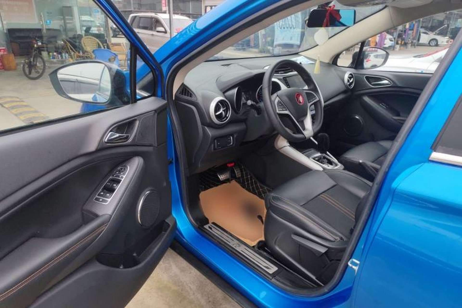 Used BYD Yuan 2017 1.5L Automatic Cool & Stylish Model Driver Seat