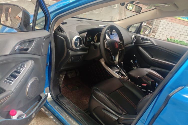 Used BYD Yuan 2017 1.5L Automatic Cool & Stylish Model Driver Seat