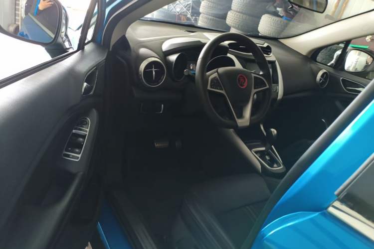 Used BYD Yuan 2017 1.5L Automatic Cool & Connected Model Driver Seat