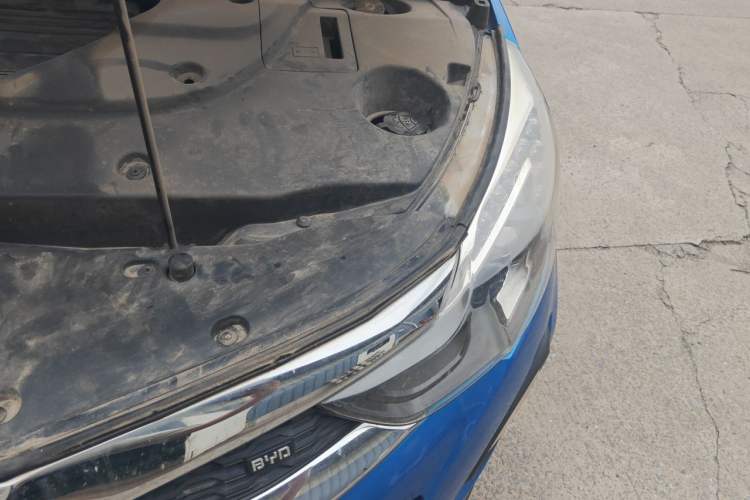Used BYD Yuan 2017 1.5L Manual with Panoramic Sunroof Engine Bay Left