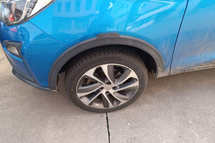 Used BYD Yuan 2017 1.5L Automatic Cool & Connected Model Exterior 4