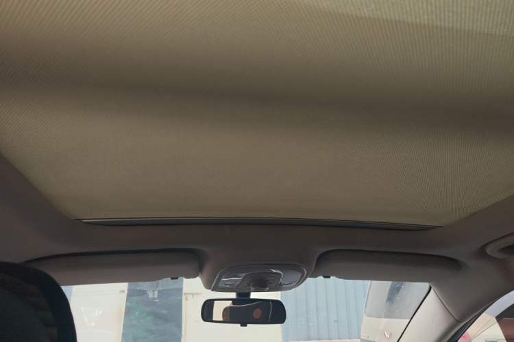 Used BYD Yuan 2017 1.5L Manual with Panoramic Sunroof Headliner