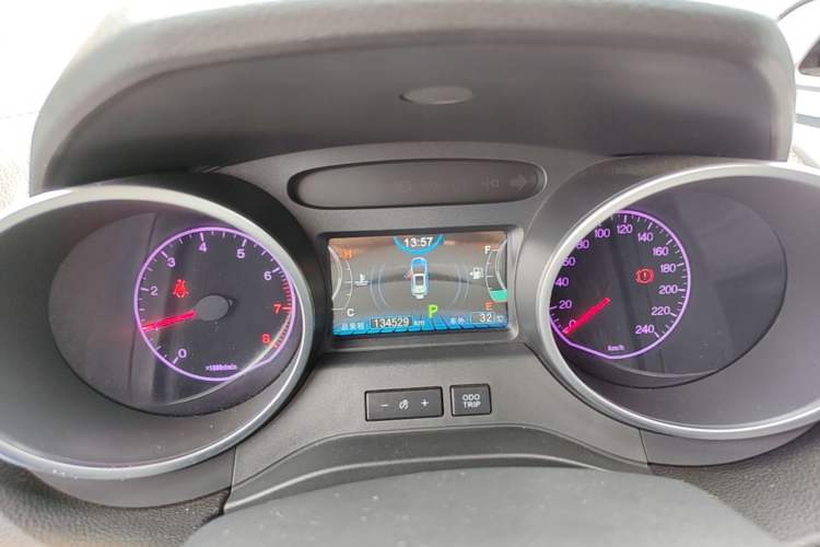 Used BYD Yuan 2017 1.5L Automatic Cool & Stylish Model Instrument Cluster