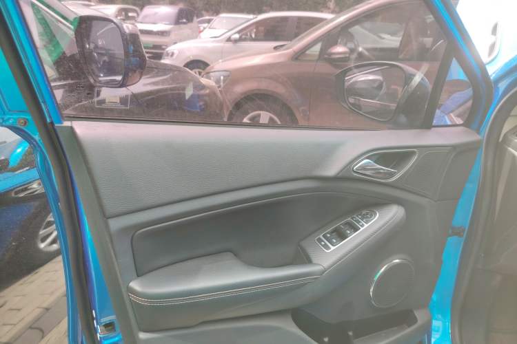 Used BYD Yuan 2017 1.5L Automatic Cool & Stylish Model Interior 7